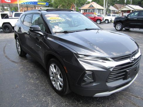 Used 2022 Chevrolet Blazer LT w/ Sound & Technology Package AWD/4WD image 6