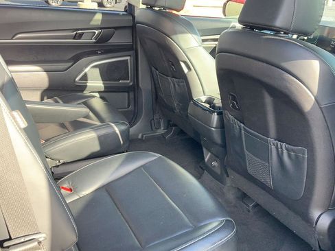 Used 2023 Kia Telluride S w/ S Sunroof Package image 32