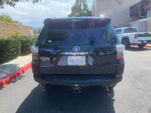 Used 2016 Toyota 4Runner SR5 RWD image 9