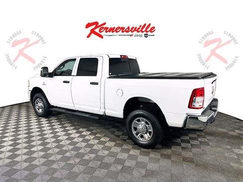 Used 2024 RAM 2500 Tradesman w/ Chrome Appearance Group image 5