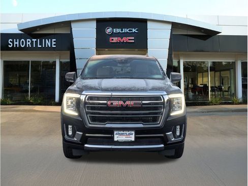 Used 2024 GMC Yukon SLT AWD/4WD image 9