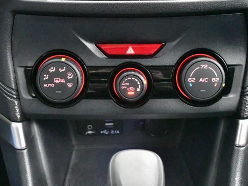 Used 2019 Subaru Forester Premium w/ All-Weather Package image 47