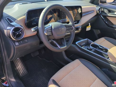 New 2026 Chevrolet Equinox ACTIV image 10