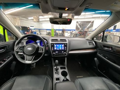 Used 2019 Subaru Outback 3.6R Limited AWD/4WD image 29