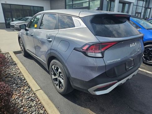 Used 2023 Kia Sportage EX image 2