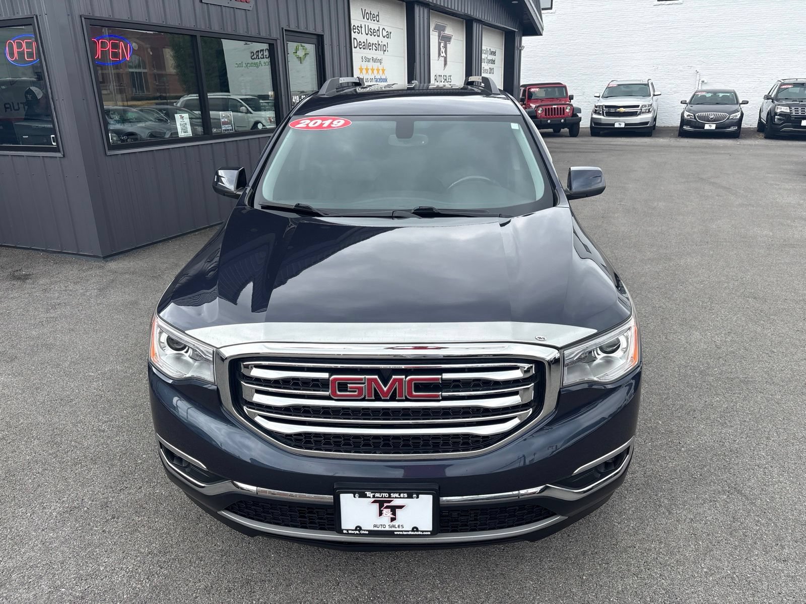 Used 2019 GMC Acadia SLT AWD/4WD image 9