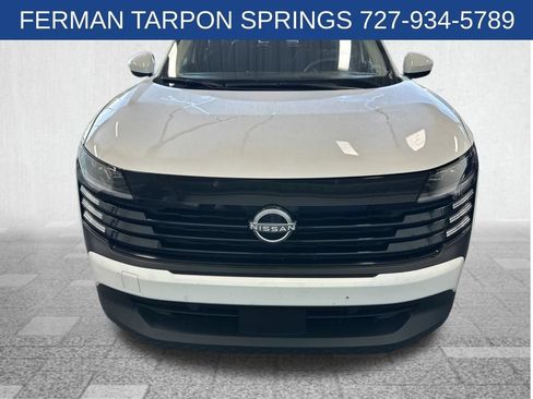 Used 2025 Nissan Kicks SV FWD image 9