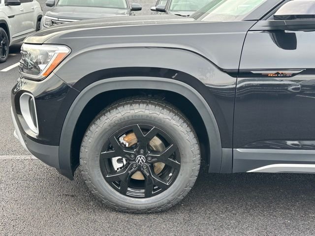 New 2026 Volkswagen Atlas Peak Edition AWD/4WD image 7