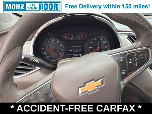 Used 2020 Chevrolet Malibu LT FWD image 19