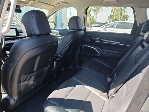 Certified 2024 Kia Telluride LX AWD/4WD image 7