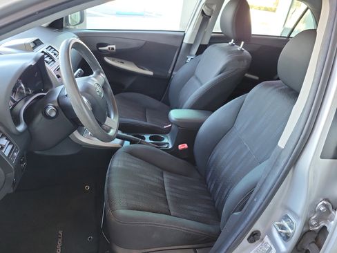 Used 2013 Toyota Corolla S image 13