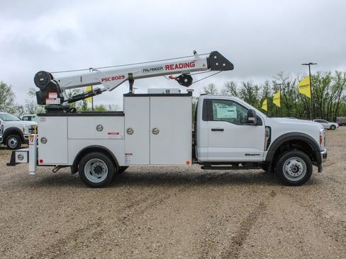 New 2025 Ford F550 4x4 Regular Cab Super Duty image 2