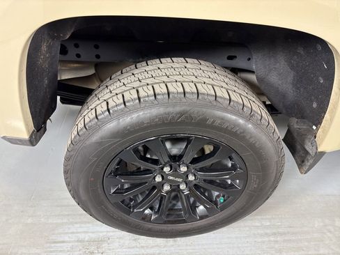 Used 2022 GMC Canyon Elevation image 10