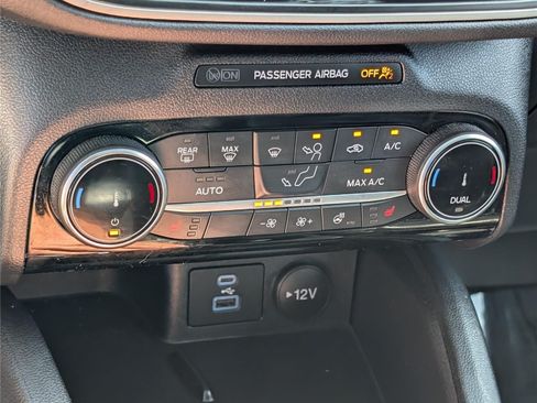 Used 2022 Ford Escape SEL w/ Technology Package AWD/4WD image 25