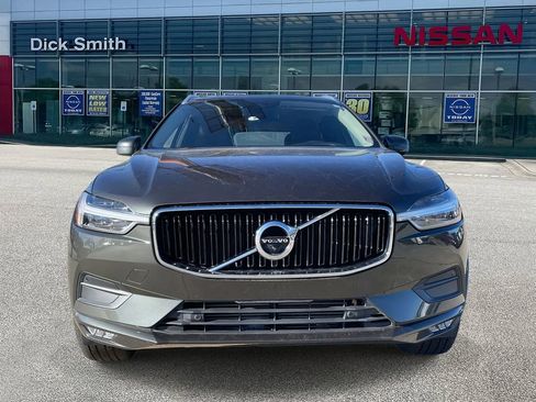 Used 2019 Volvo XC60 T5 Momentum w/ Protection Package image 2