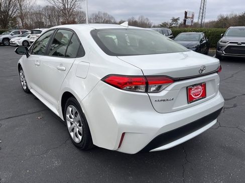 Used 2022 Toyota Corolla LE image 7