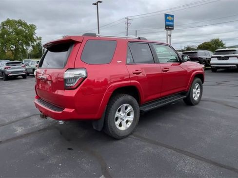 Used 2020 Toyota 4Runner SR5 Premium image 8