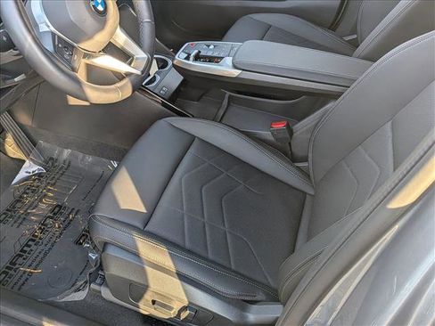 Certified 2025 BMW X2 xDrive28i w/ Technology Package image 11