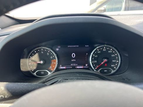 Used 2021 Jeep Renegade Latitude w/ Convenience Group image 11