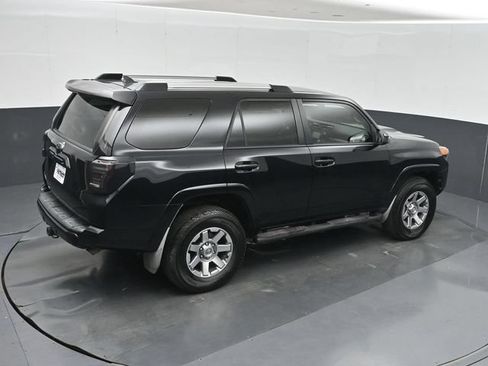 Used 2015 Toyota 4Runner Trail AWD/4WD image 32
