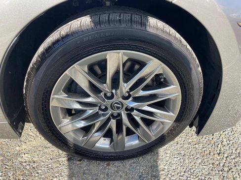 Used 2018 Lexus LS 500h AWD image 34