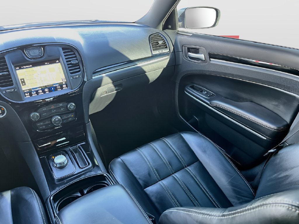 Used 2023 Chrysler 300 S RWD image 25