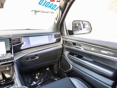 Used 2022 Jeep Wagoneer Series II w/ Premium Group I image 39