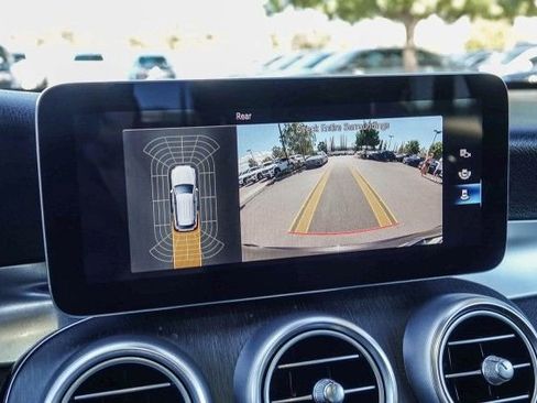 Certified 2022 Mercedes-Benz GLC 300 image 23