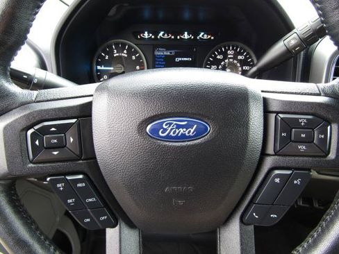 Used 2020 Ford F150 XLT w/ Equipment Group 302A Luxury AWD/4WD image 18