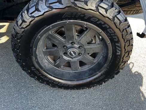 Used 2018 Ford F150 XLT w/ Equipment Group 302A Luxury image 7