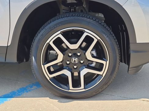 Used 2022 Honda Passport Elite image 36