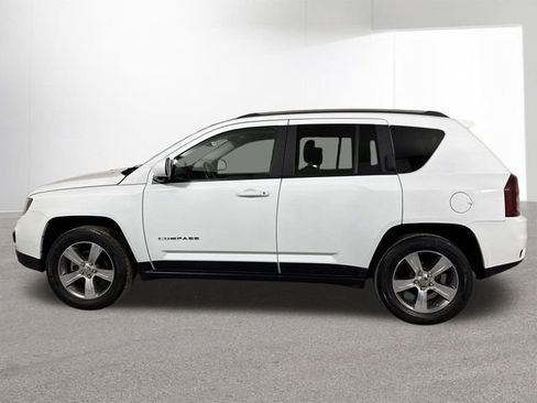 Used 2017 Jeep Compass High Altitude image 27