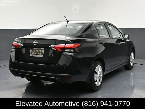 Used 2025 Nissan Versa S w/ Trunk Package image 4