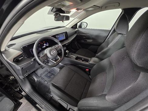 Used 2025 Nissan Kicks S FWD image 28