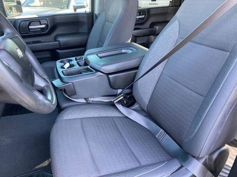 Used 2024 Chevrolet Silverado 2500 Custom w/ Custom Value Package image 14