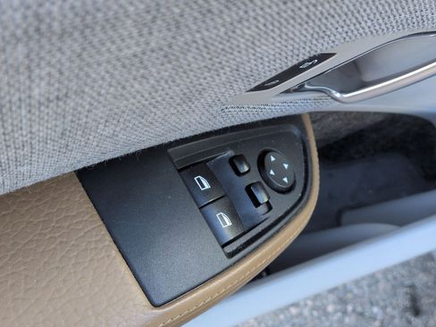 Used 2015 BMW i3 w/ Range Extender image 15