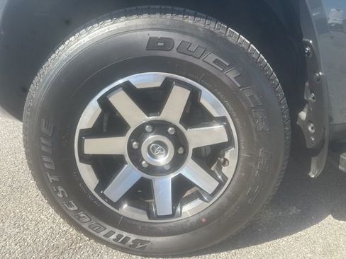 Used 2024 Toyota 4Runner TRD Off-Road AWD/4WD image 4