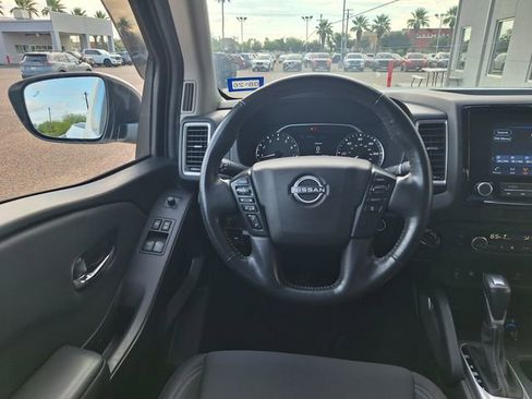 Certified 2023 Nissan Frontier SV w/ SV Convenience Package AWD/4WD image 39