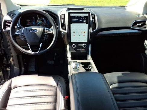 Used 2024 Ford Edge SEL w/ Convenience Package AWD/4WD image 12
