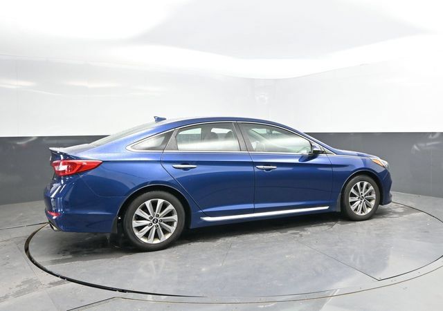Used 2017 Hyundai Sonata Sport w/ Value Edition Package 02 FWD image 2