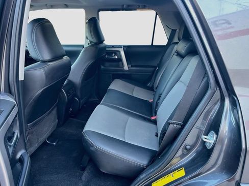 Used 2020 Toyota 4Runner SR5 Premium w/ Moonroof Package AWD/4WD image 26
