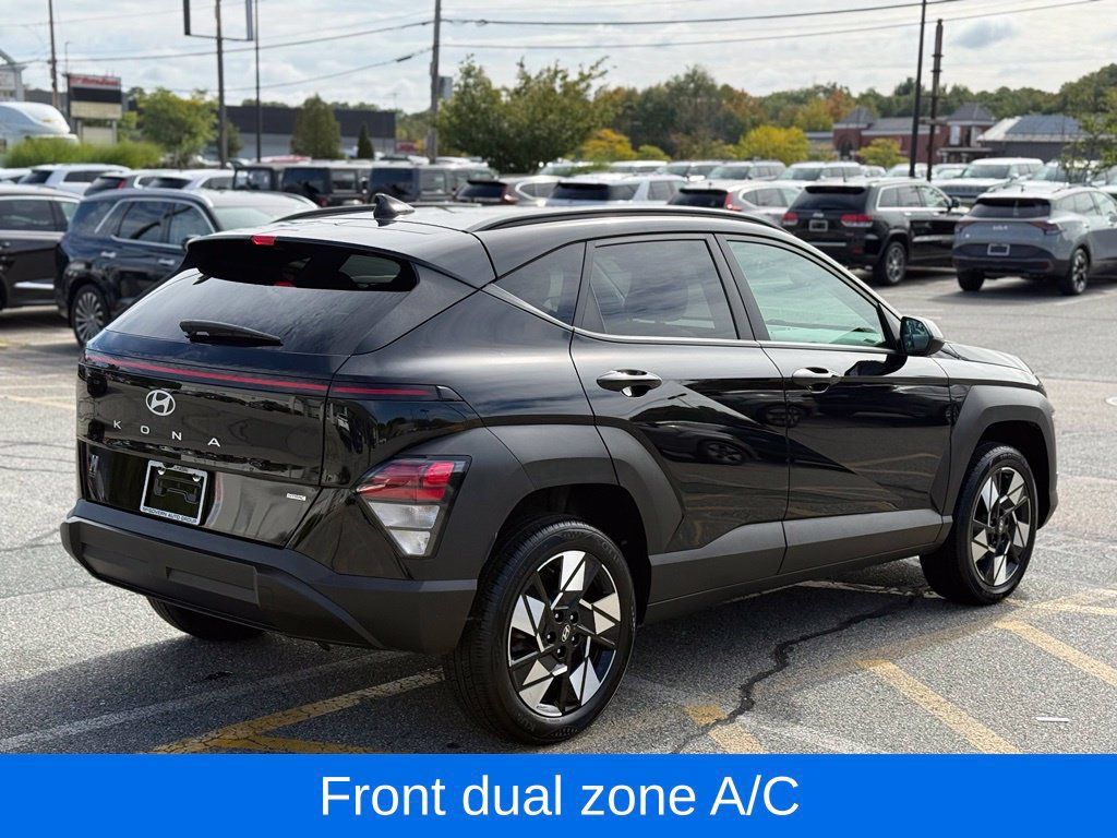 Used 2025 Hyundai Kona SEL AWD/4WD image 6