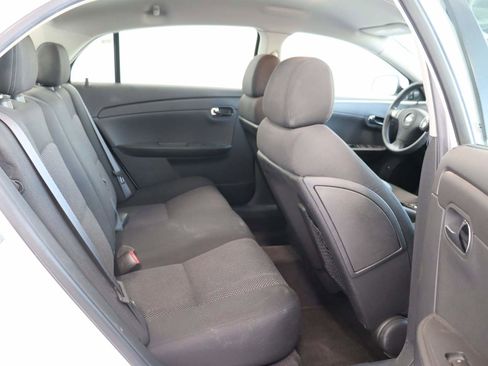 Used 2009 Chevrolet Malibu LT FWD image 16