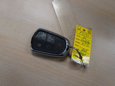 Used 2021 Cadillac XT5 Premium Luxury image 36