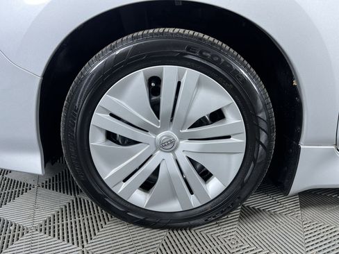 Certified 2025 Nissan Leaf S image 24