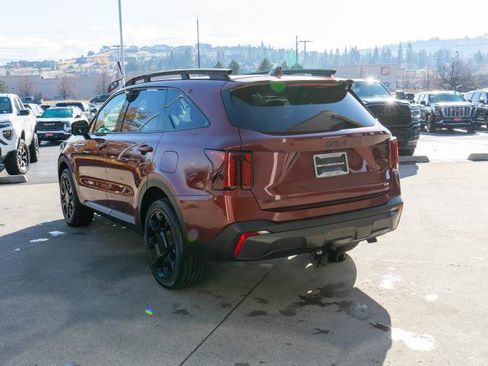 Certified 2025 Kia Sorento SX image 5