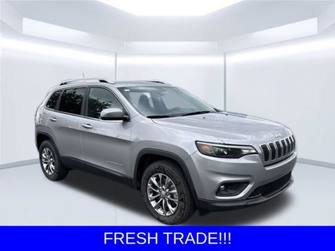 Used 2020 Jeep Cherokee Latitude Plus AWD/4WD image 1