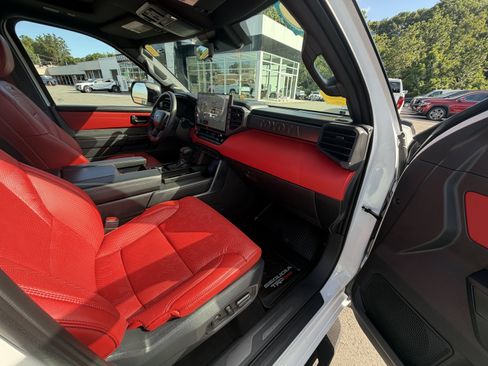 Used 2025 Toyota Sequoia TRD Pro AWD/4WD image 19