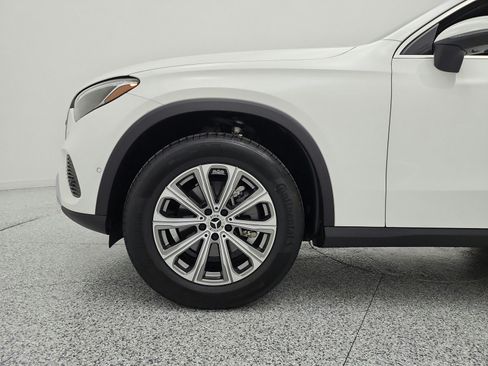 Certified 2026 Mercedes-Benz GLC 300 image 17
