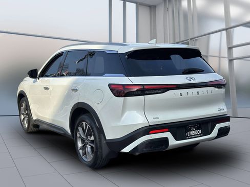 Used 2025 INFINITI QX60 Luxe w/ Vision Package image 7